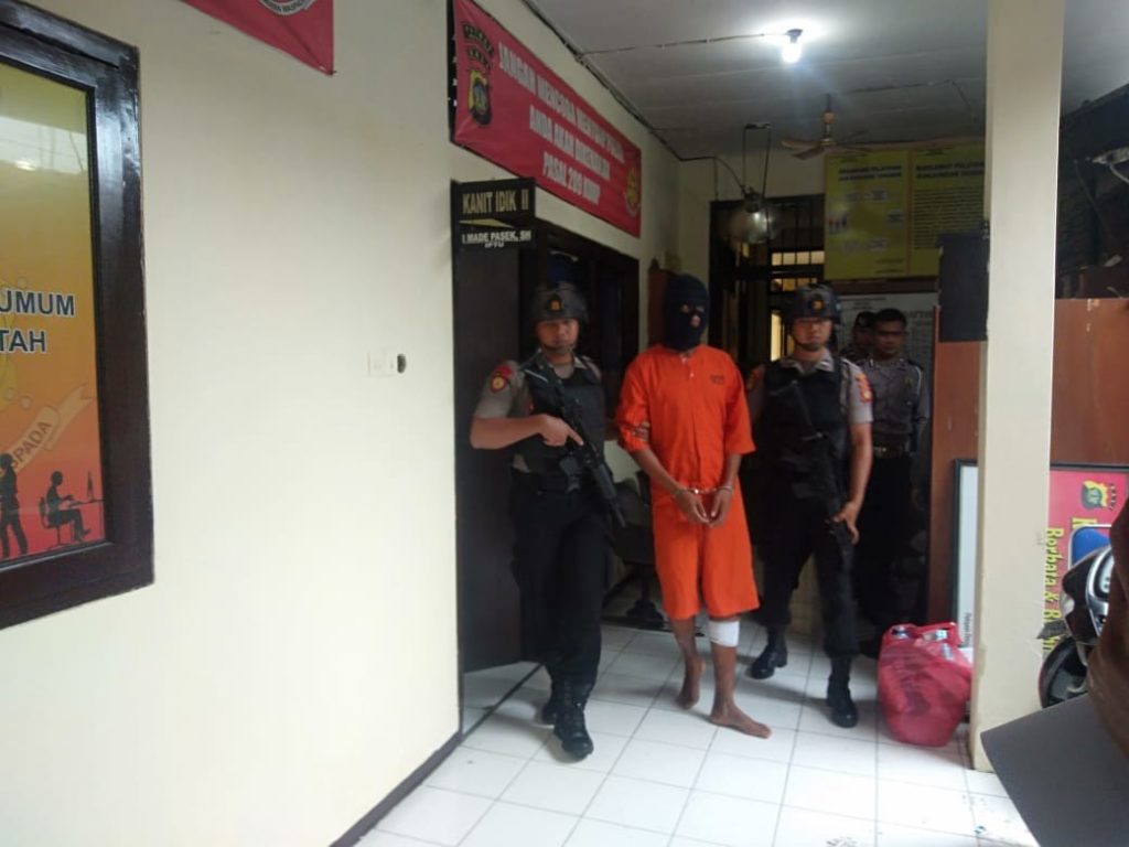 Tim Korawa Polres Jembrana Berhasil Menangkap Dan Melumpuhkan Seorang Residivis Yang Melawan Petugas