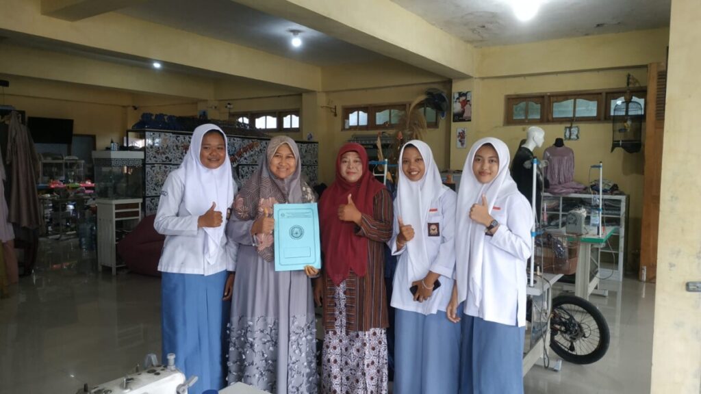 WhatsApp Image 2025-05-02 at 08.52.35