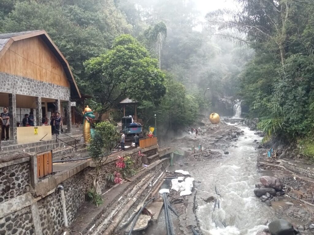 WhatsApp Image 2025-12-22 at 14.04.16